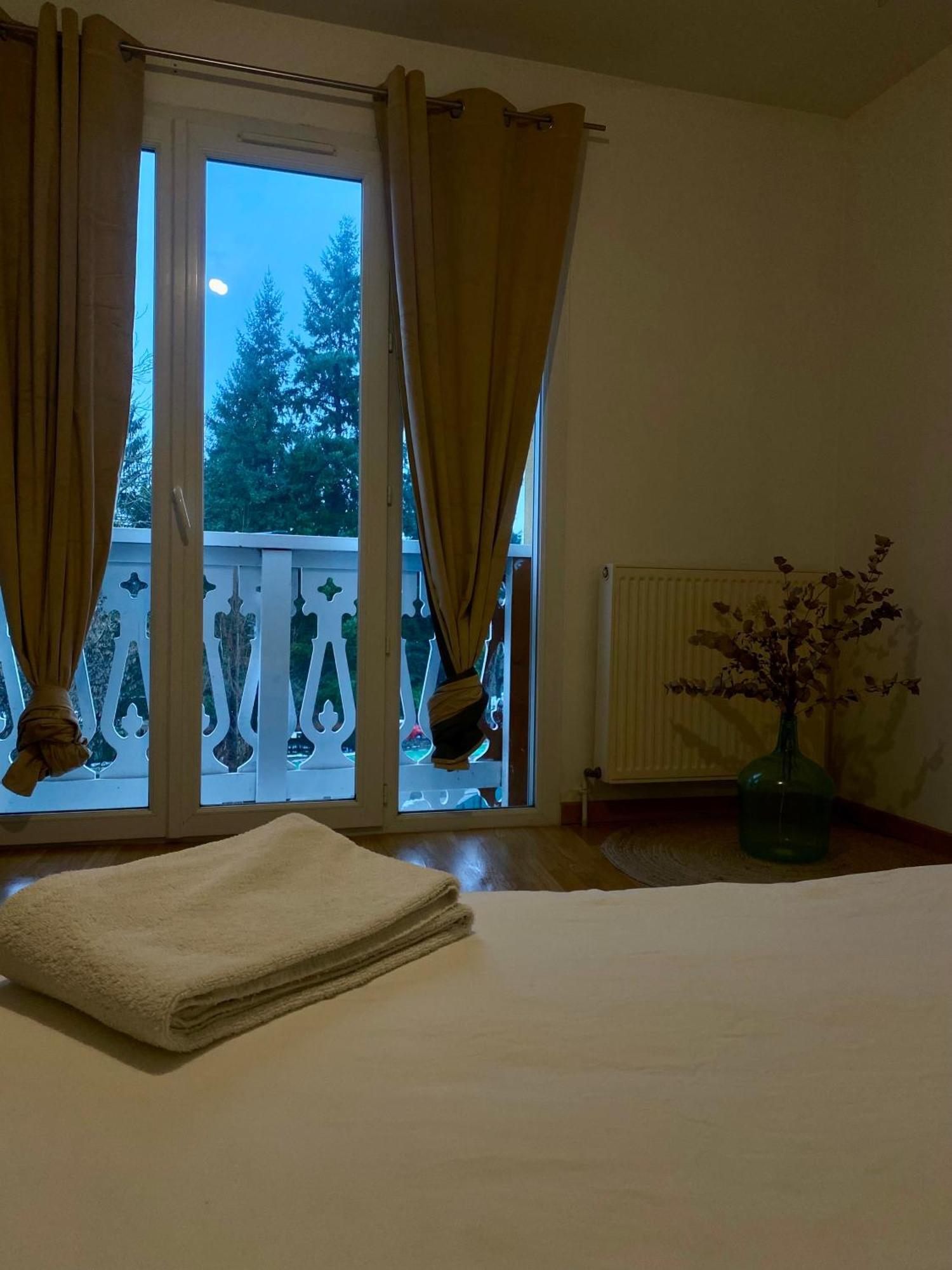 Appartement Chloe Du Lac Montferrat  Exterior photo