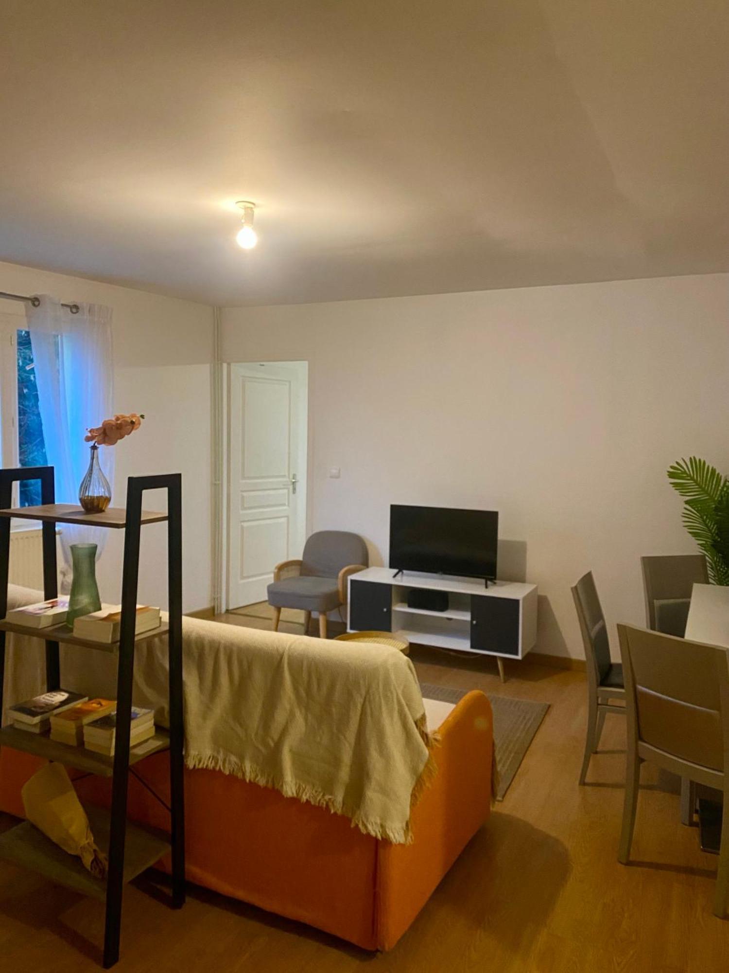 Appartement Chloe Du Lac Montferrat  Exterior photo